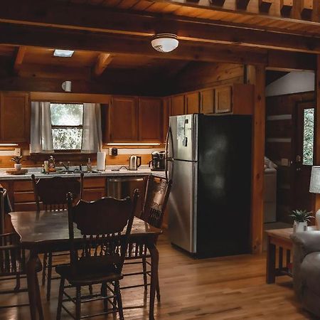 Creekside Overlook At 36 North Cabin - Fireplace Purlear Extérieur photo